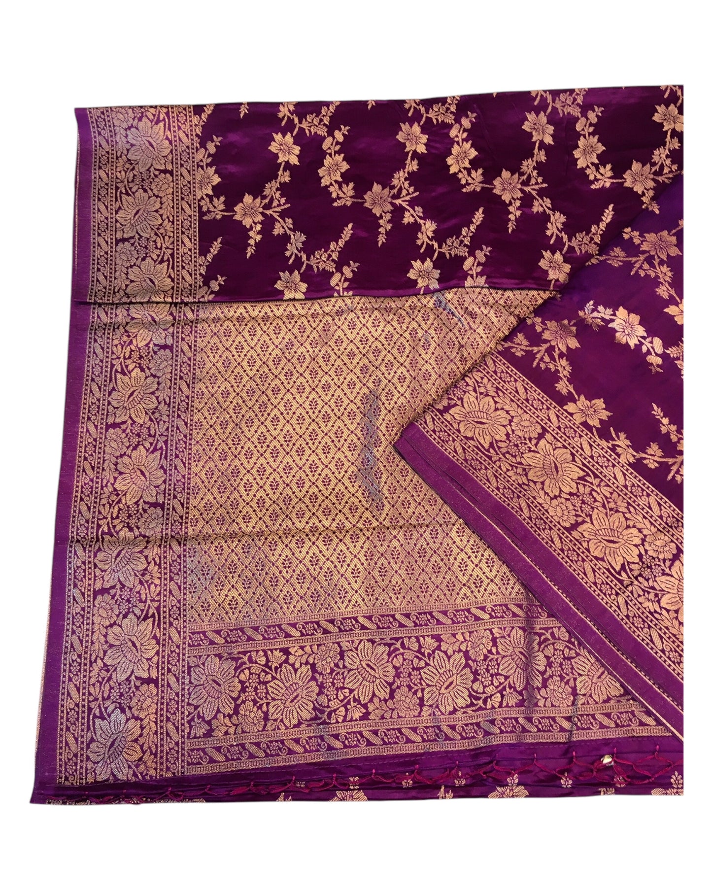 Purple - Traditional Handloom Banarasi Sari / Saree - with Blouse Piece - SN2404 11VC24