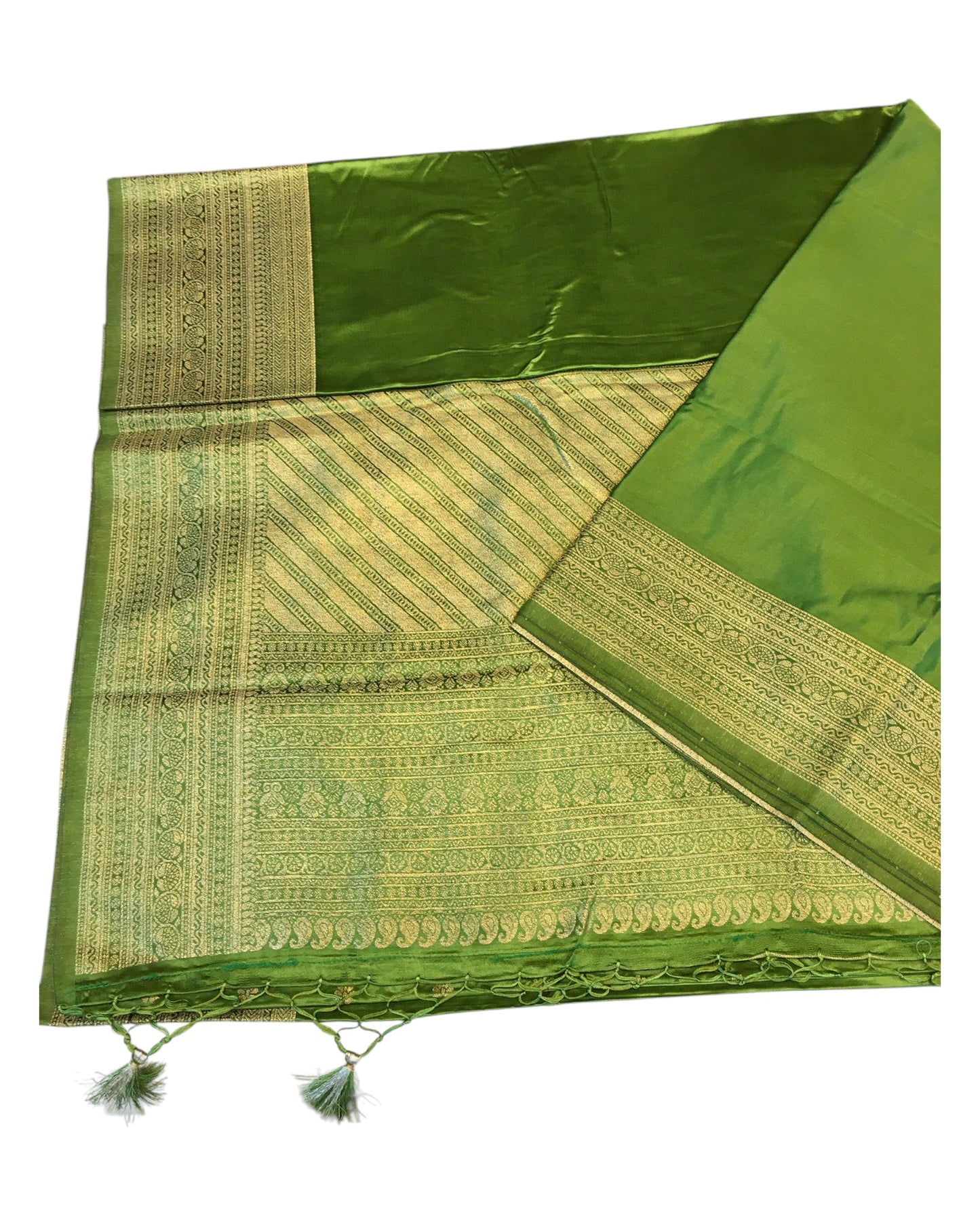 Henna Mehndi Green - Traditional Handloom Banarasi Sari / Saree - with Blouse Piece - SN2403 11VC24