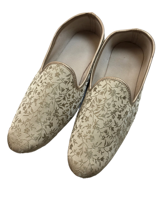 Very Comfortable Dark Gold Brocade Loafer Style Mojri - Indian Mens shoes - Mojari , Khossay - YD2305