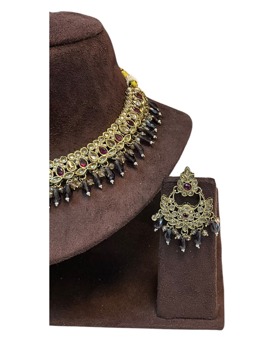 Magenta - Medium Size Antique Gold Finish Necklace Set with Earrings - RZ31 KYp