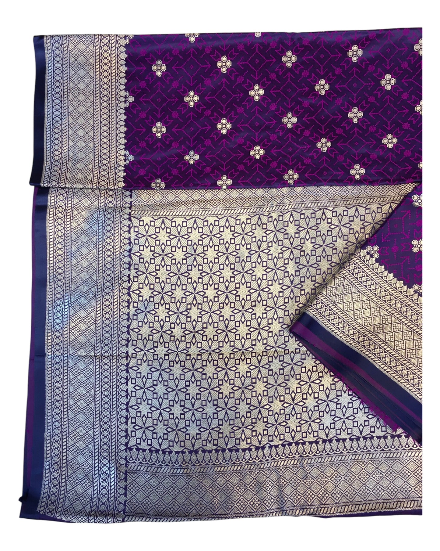 Purple - Traditional Handloom Banarasi Sari / Saree - with Blouse Piece - SN2405 11TP24