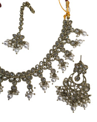 Clear / Neutral - Medium Size Antique Gold Finish Necklace Set with Earrings - KAJ1015  KV 0424