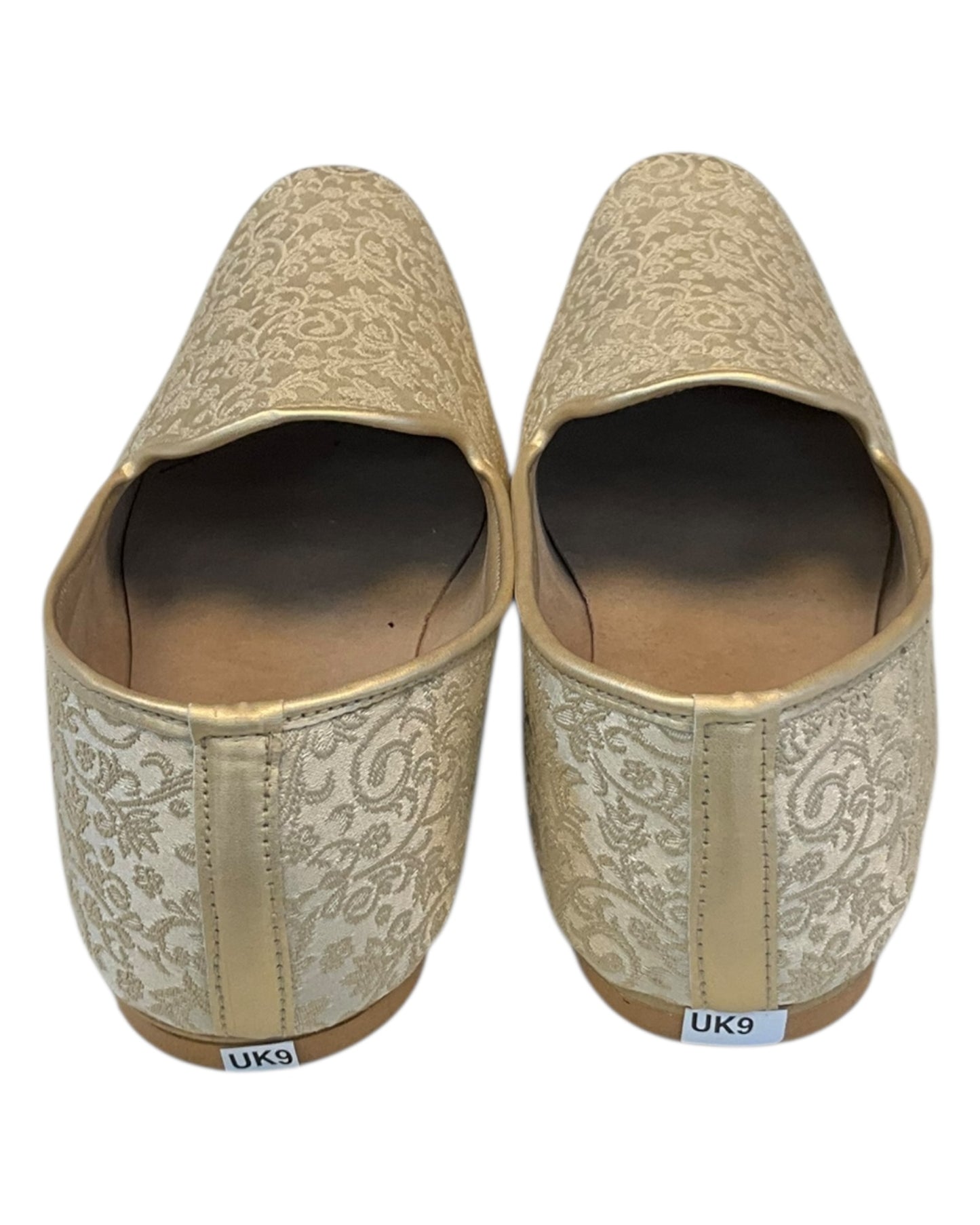 Very Comfortable Gold Brocade Loafer Style Mojri - Indian Mens shoes - Mojari , Khossay -  YD2305