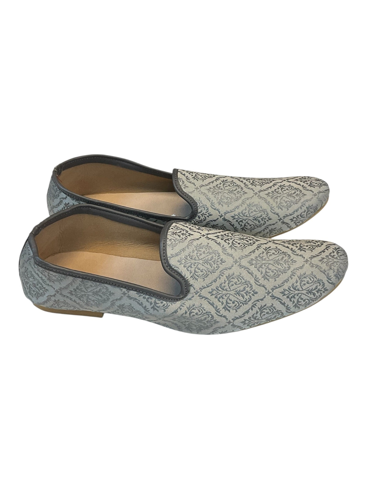 Very Comfortable Silver Grey Brocade Loafer Style Mojri - Indian Mens shoes - Mojari , Khossay - YD2602 - Prachy Creations